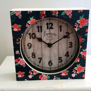Wooden Floral desk or wall clock....battery operat
